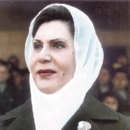 الملكة زين الشرف بنت جميل بن ناصر العونية العبدلية الحسنية العلوية الهاشمية القرشية الخندفية